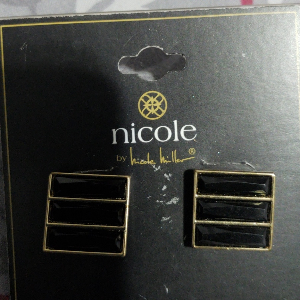 Earings
